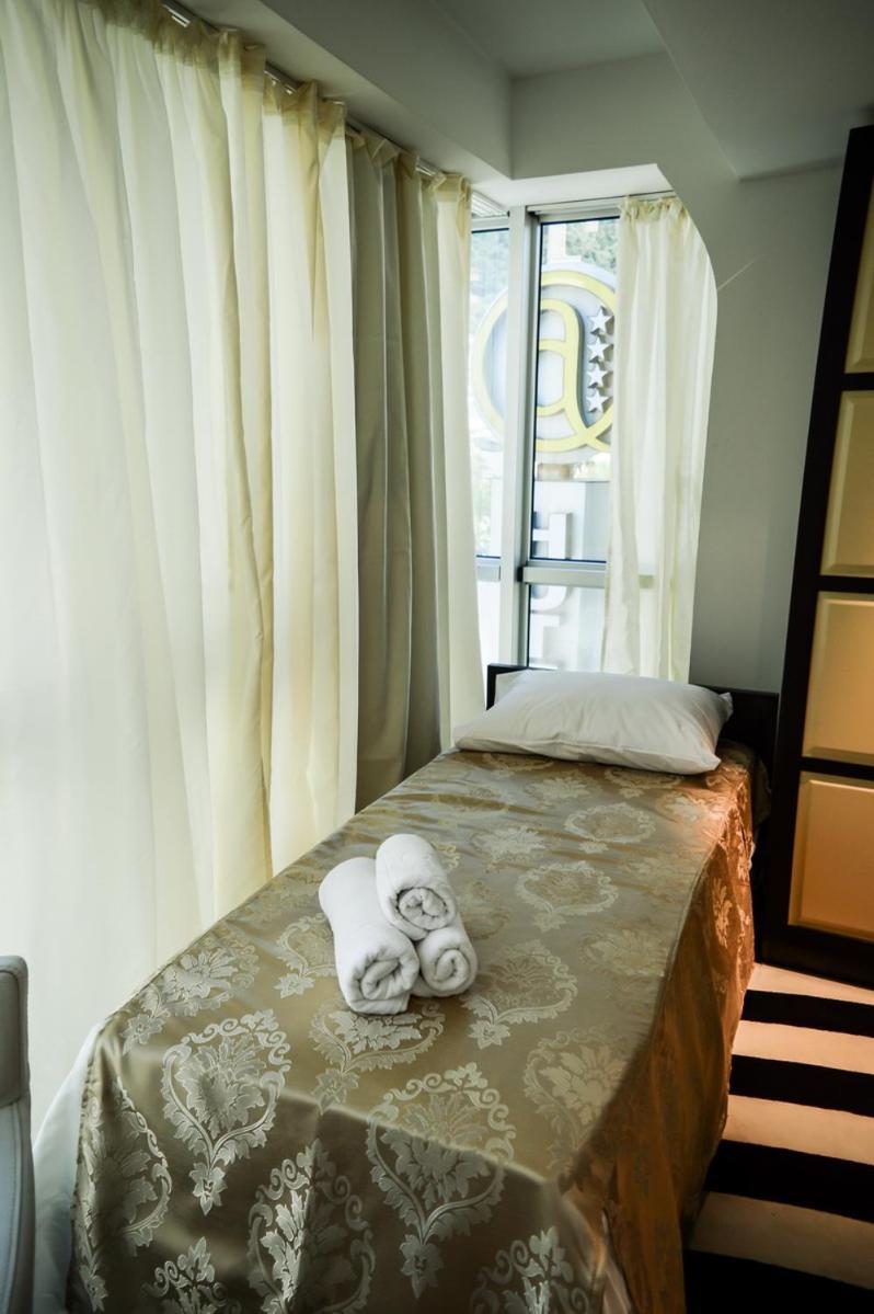 Hotel Amsterdam Budva Rum bild