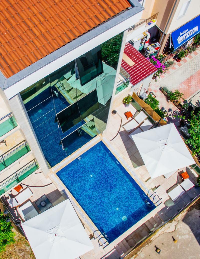 Hotel Amsterdam Budva Exteriör bild